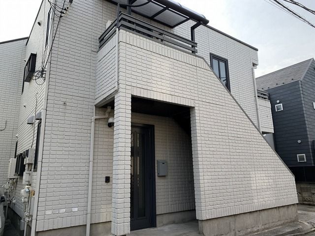イズ白山の外観画像