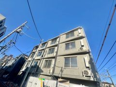 フォセット明大前の外観画像