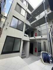 アヴァンタージュ中野WESTの外観画像
