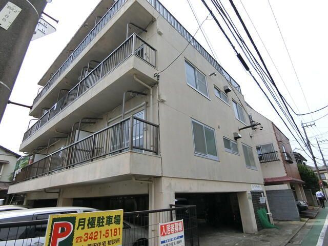 コープクラウンの外観画像