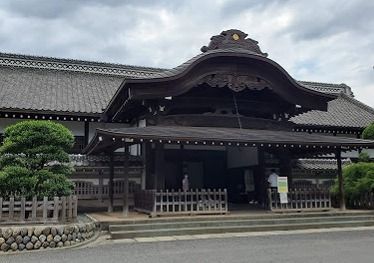 近くに初雁公園あり