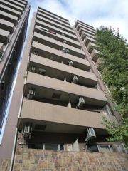 メイクスデザイン西麻布の外観画像