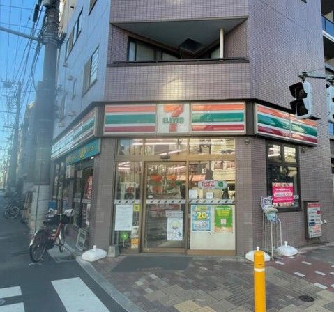 近くのセブンイレブン 墨田菊川1丁目店まで113m(徒歩2分)