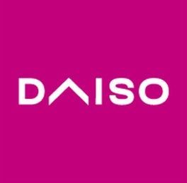 近くのDAISO 新小岩北口店まで530m（徒歩7分）