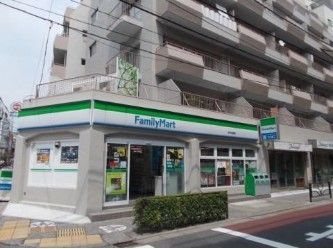 近くのファミリーマート 文京本郷店まで126m（徒歩2分）