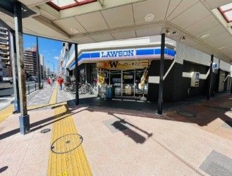 近くのローソン 台東三丁目店まで189m（徒歩3分）