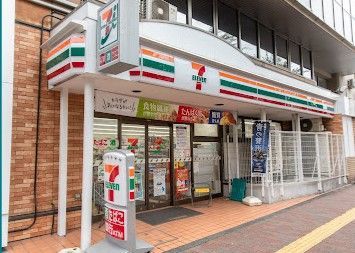 近くのセブンイレブン 芝浦ベイワード店まで52m（徒歩1分）