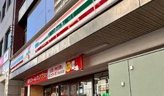 近くのセブンイレブン 新御徒町駅前店まで110m（徒歩2分）
