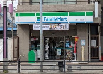 近くのファミリーマート 森下一丁目店まで100m(徒歩2分)