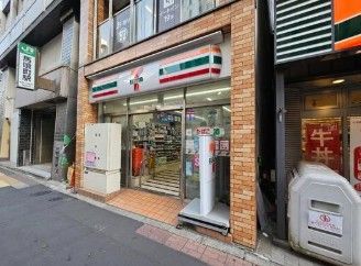 近くのセブンイレブン 馬喰町駅前店まで157m(徒歩2分)