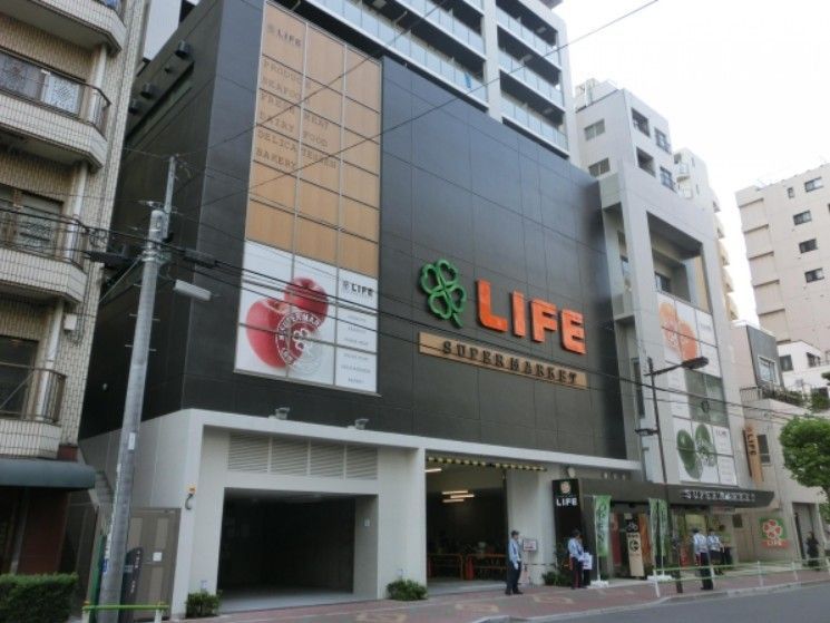 近くのライフ新御徒町店まで163m(徒歩3分)
