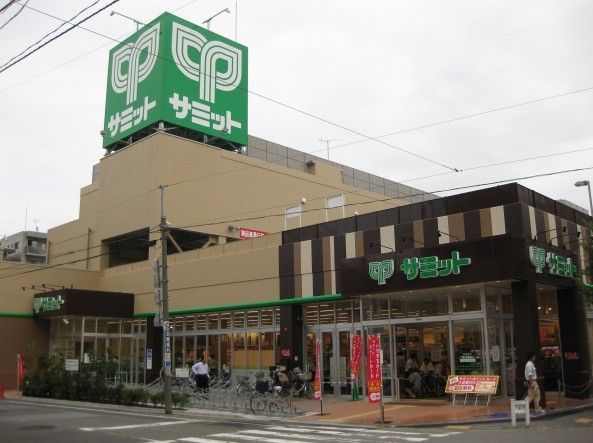 近くのサミットストア両国石原店まで182m（徒歩3分）