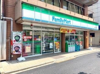 近くのファミリーマート 東神田二丁目店まで184m(徒歩3分)