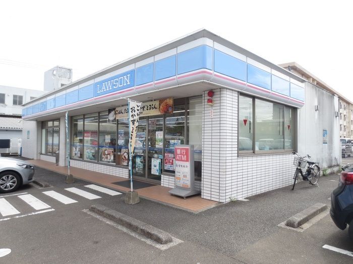 近くのローソン 宮崎江平中町店まで391m(徒歩5分)