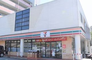 近くのセブンイレブン 宮崎学園木花台店まで120m（徒歩2分）