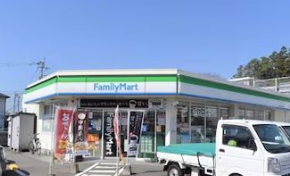近くのファミリーマート 学園木花台店まで584m（徒歩8分）