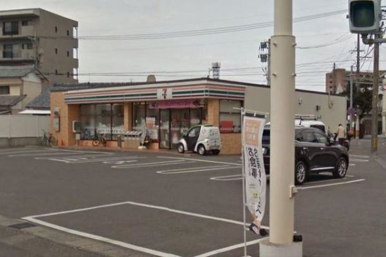 近くのセブンイレブン 宮崎松橋2丁目店まで403m(徒歩6分)