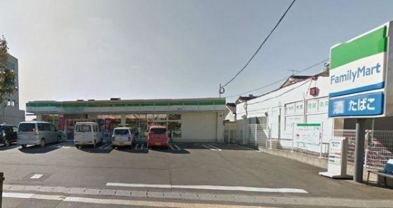 近くのファミリーマート 高松橋店まで92m(徒歩2分)