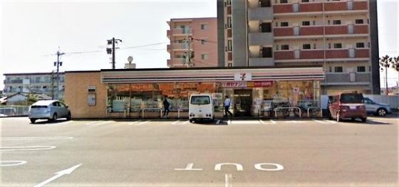 近くのセブンイレブン 宮崎潮見町店まで230m(徒歩3分)