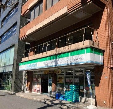 近くのファミリーマート 東神田二丁目店まで127m(徒歩2分)