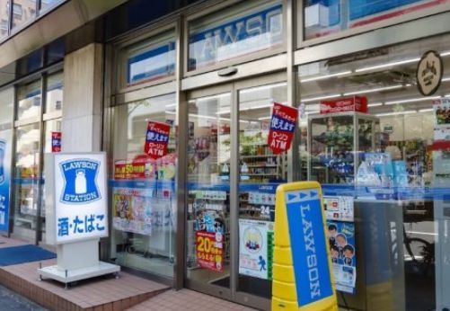近くのローソン 箱崎湊橋店まで117m(徒歩2分)