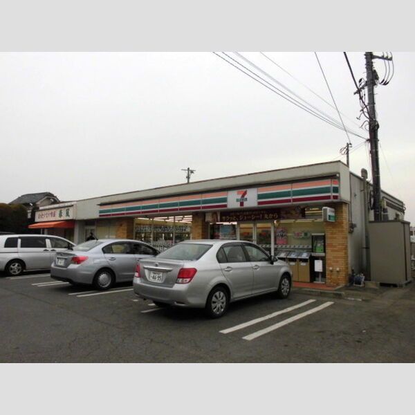 近くのセブンイレブン 前橋荻窪町店まで176m(徒歩3分)