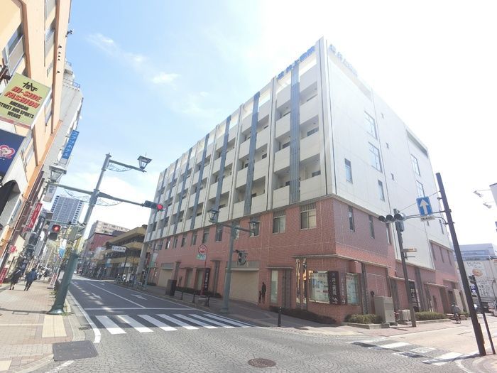 近くの井上病院まで269m（徒歩4分）