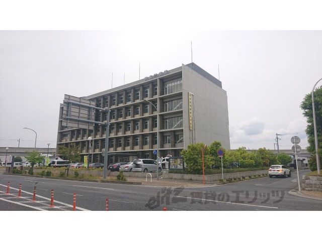 近くに奈良警察署まで270メートルあり