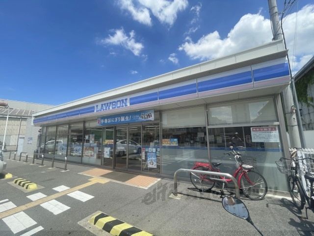 近くにローソン 東大阪衣摺五丁目店まで400メートルあり