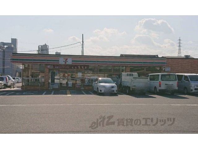 近くにセブンイレブン 橿原忌部町店まで1200メートルあり