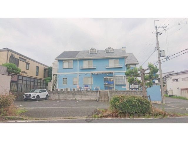 近くに清水内科医院まで1200メートルあり