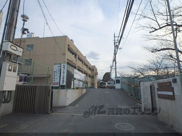 近くに小倉小学校まで170メートルあり