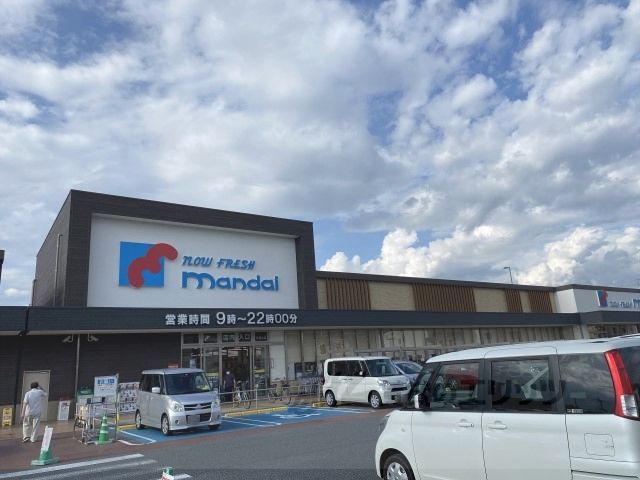 近くに万代　天理北店まで600メートルあり