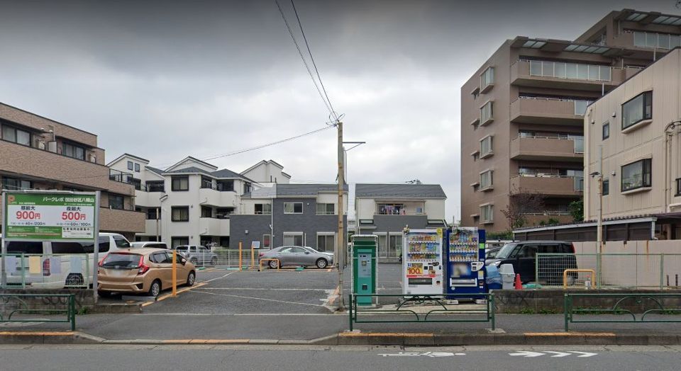 近くの希望丘東公園まで386m（徒歩5分）