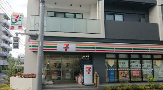 近くのセブンイレブン墨田横川５丁目店まで162m（徒歩3分）