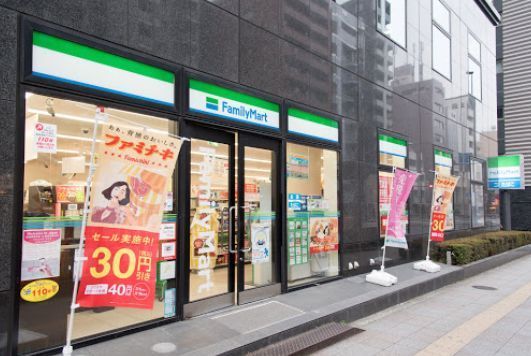近くのファミリーマート蔵前店まで164m（徒歩3分）