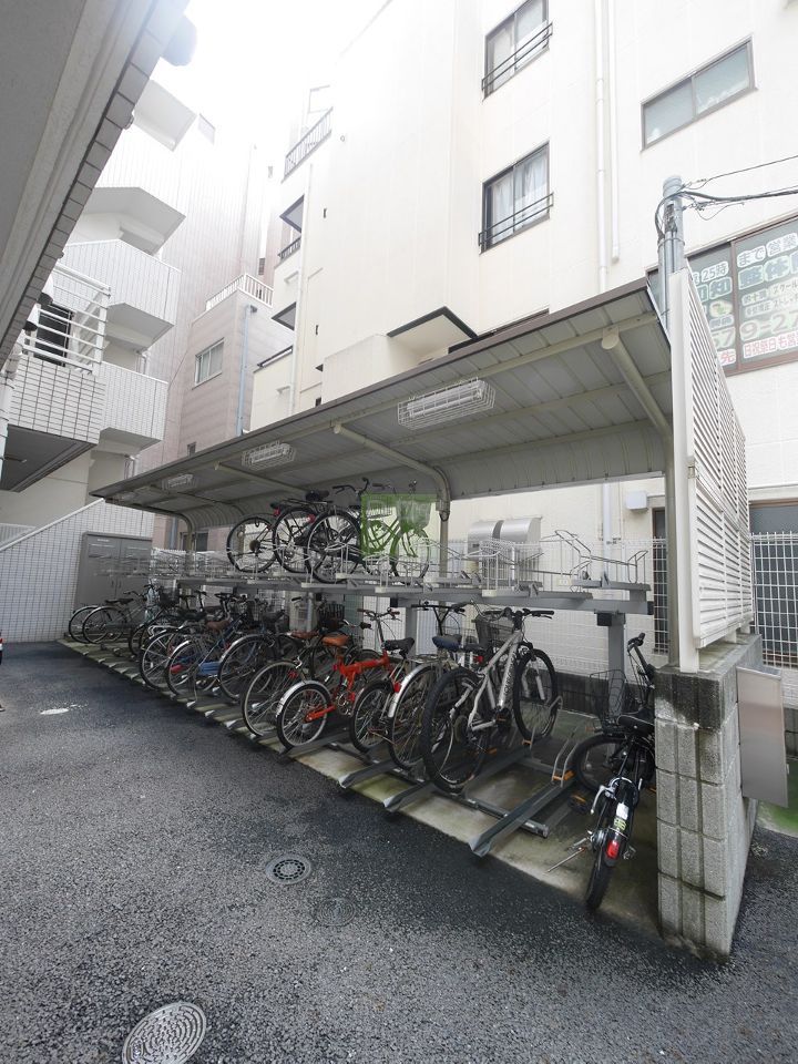 近くにメインステージ江戸川橋Ⅲあり