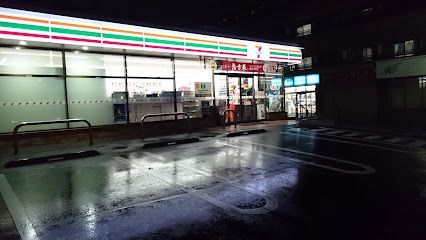 近くのセブン-イレブン 　浦安北栄１丁目店まで349m（徒歩5分）
