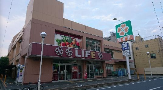 近くのライフ東向島店まで793m（徒歩10分）