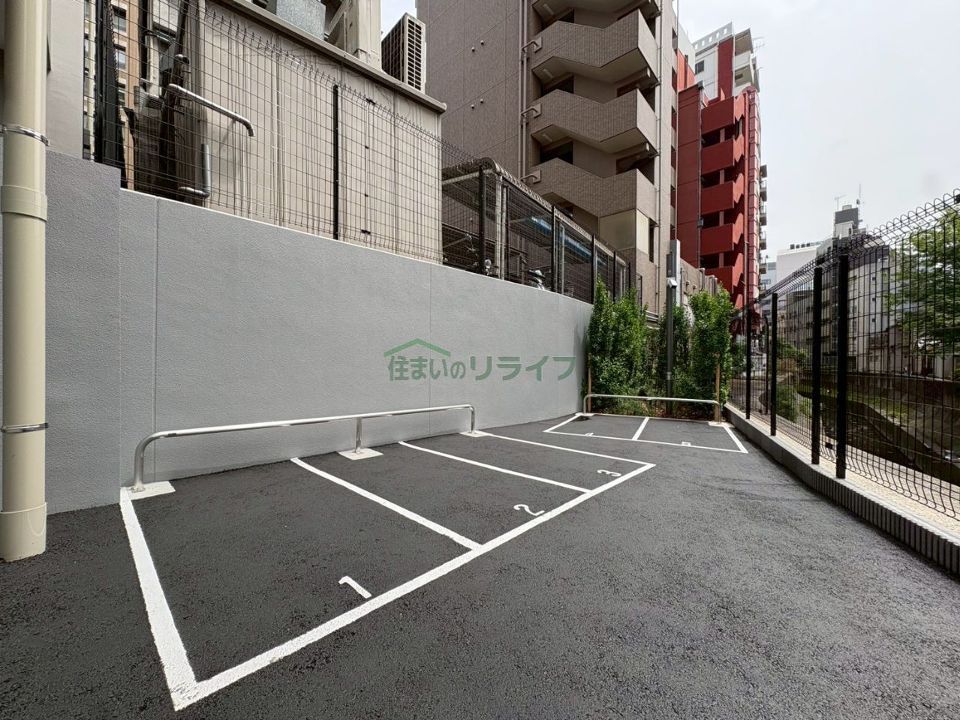 近くに施設あり
