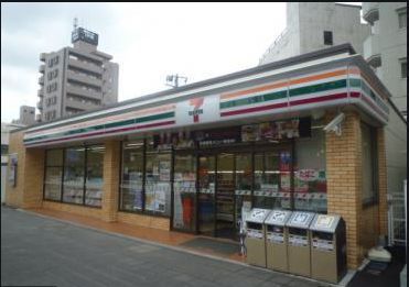 近くのセブンイレブン 新宿下落合駅北店まで104m(徒歩2分)
