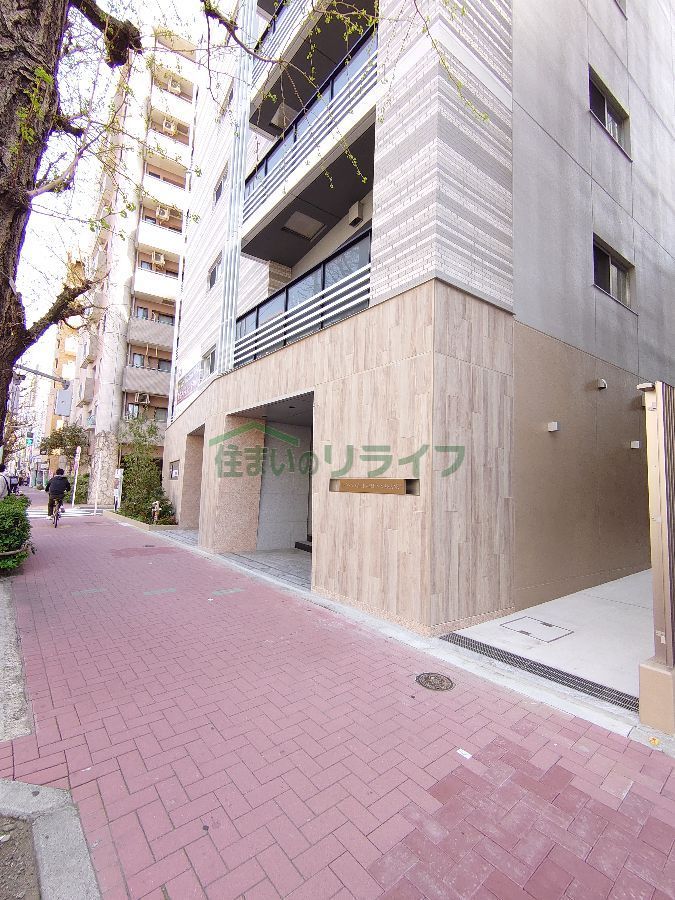 近くにライオンズミレス新中野あり