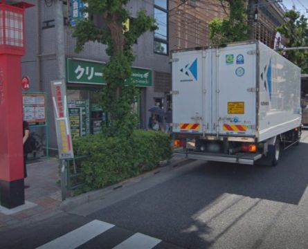 近くのクリーニング上町まで418m(徒歩6分)