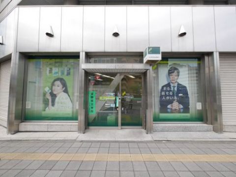 近くの三井住友銀行浅草橋支店まで87m(徒歩2分)
