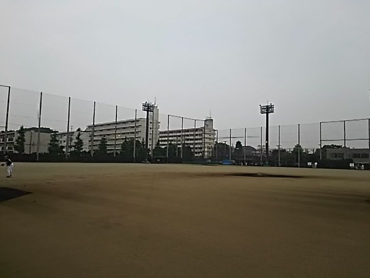 近くの中野区立上高田運動施設まで273m（徒歩4分）