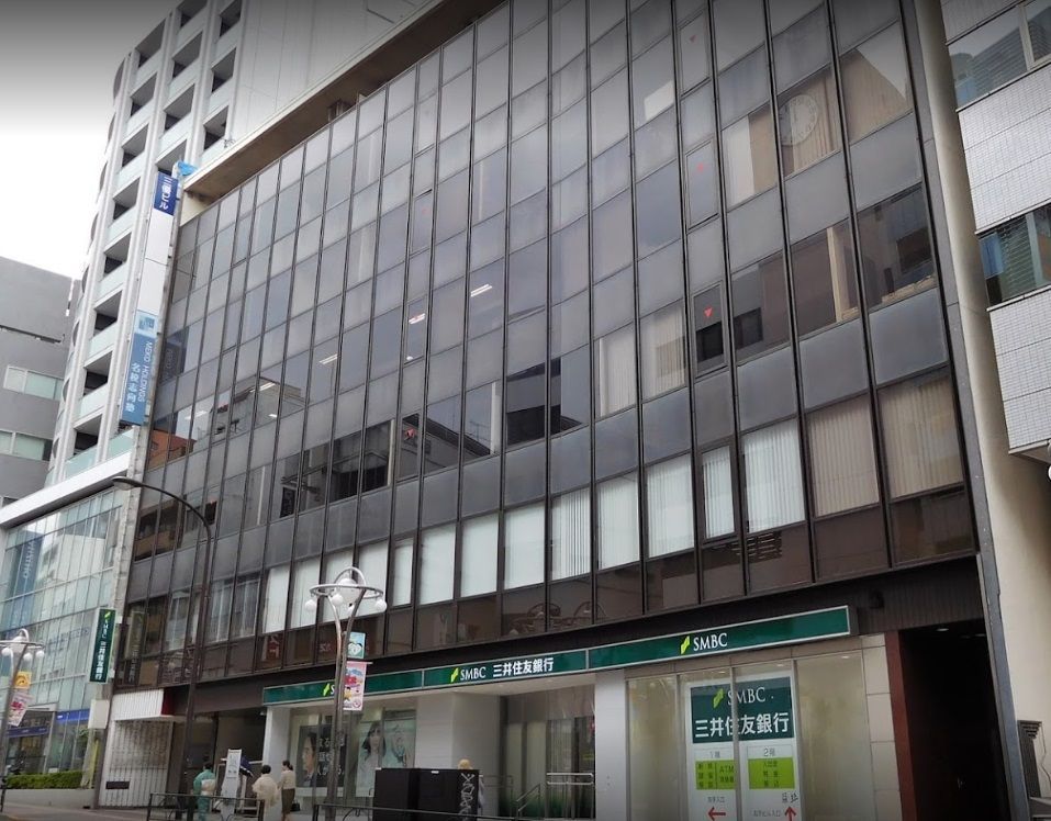 近くの三井住友銀行　高田馬場支店まで113m（徒歩2分）