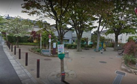 近くのすみれ公園まで177m(徒歩3分)