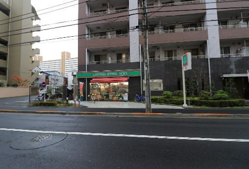 近くのローソンストア100墨田八広五丁目店まで291m（徒歩4分）