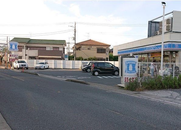 近くのローソン 　市川新井一丁目店まで2,301m（徒歩29分）