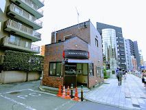近くの目黒警察署下目黒交番まで130m（徒歩2分）